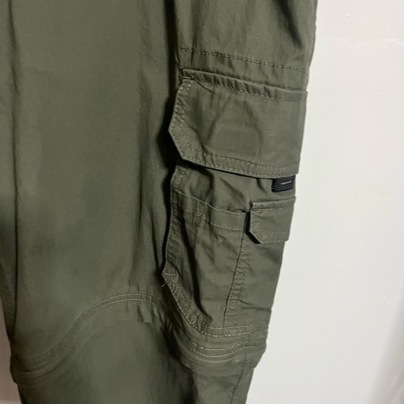 BC Clothing Green Cargo Convertible Pants Sz 32 - Picture 4 of 9